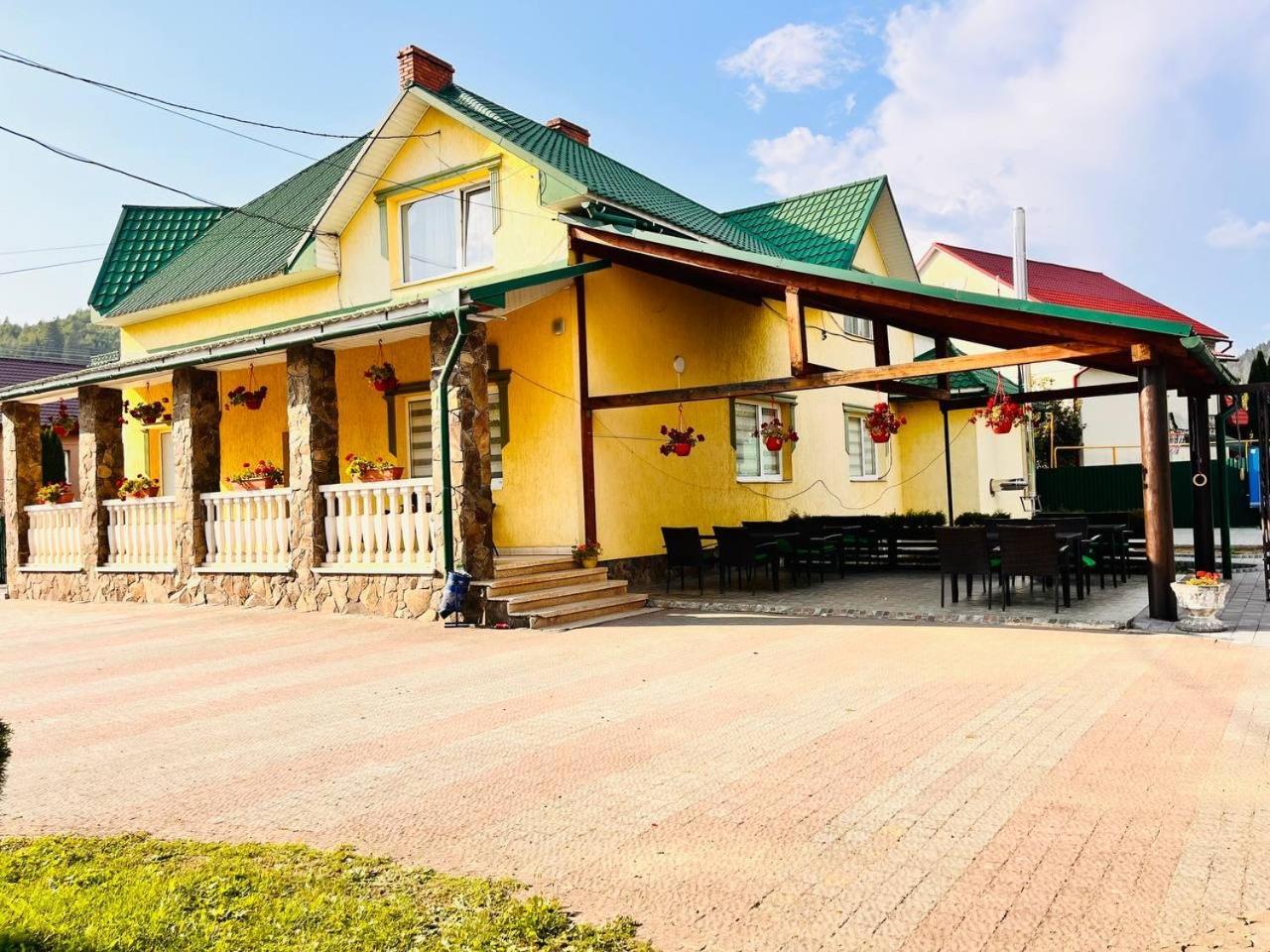 Golden Lemon Apartamento Mizhhirya  Exterior foto