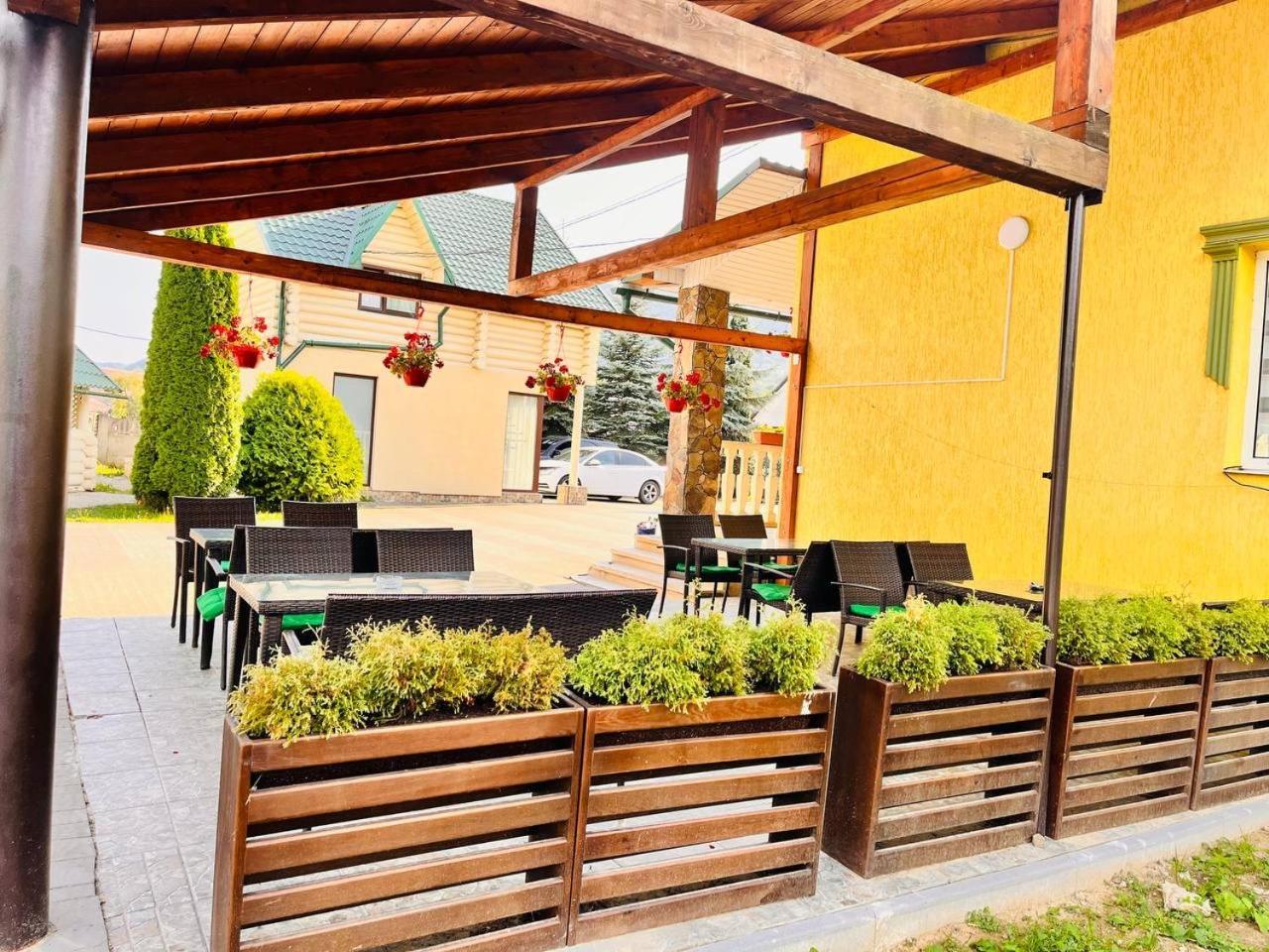 Golden Lemon Apartamento Mizhhirya  Exterior foto